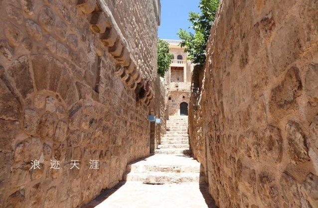 起居室、沙发怎么用英语写？游戏画面